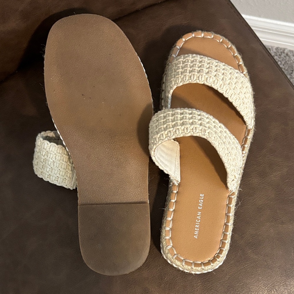 American Eagle Outfitters Women's Tan Woven Sandals - Picture 2 of 3